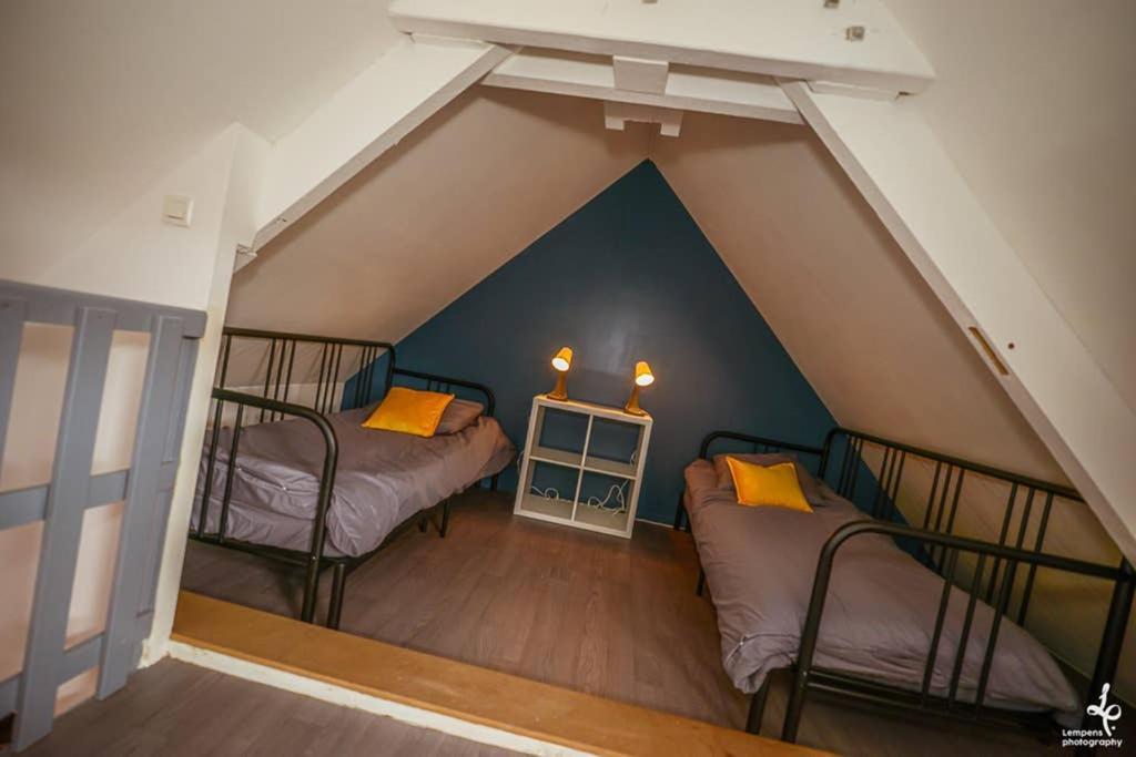 DUPLEX CENTRE VILLE 6 personnes  Troyes Extérieur photo